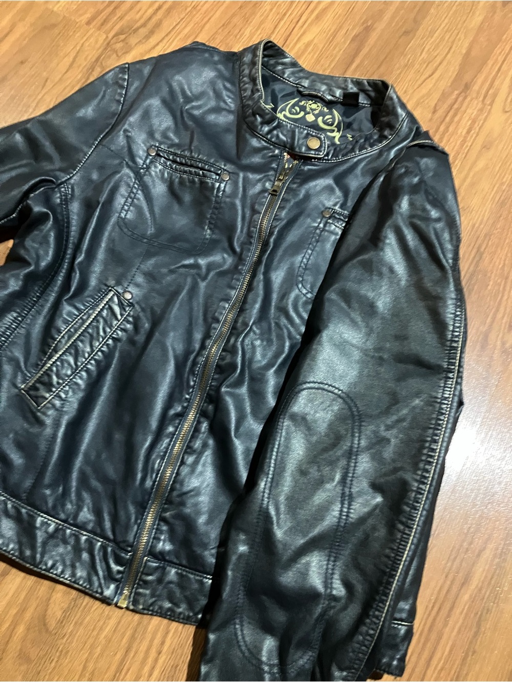 Women’s big chill
Leather jacket - Picture 4 of 9